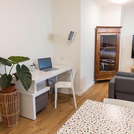 Sheba-Shik Apartment, Tel Hashomer שיבא-שיק, תל השומר,דירת סטודיו מקסימה! رامات جان المظهر الخارجي الصورة