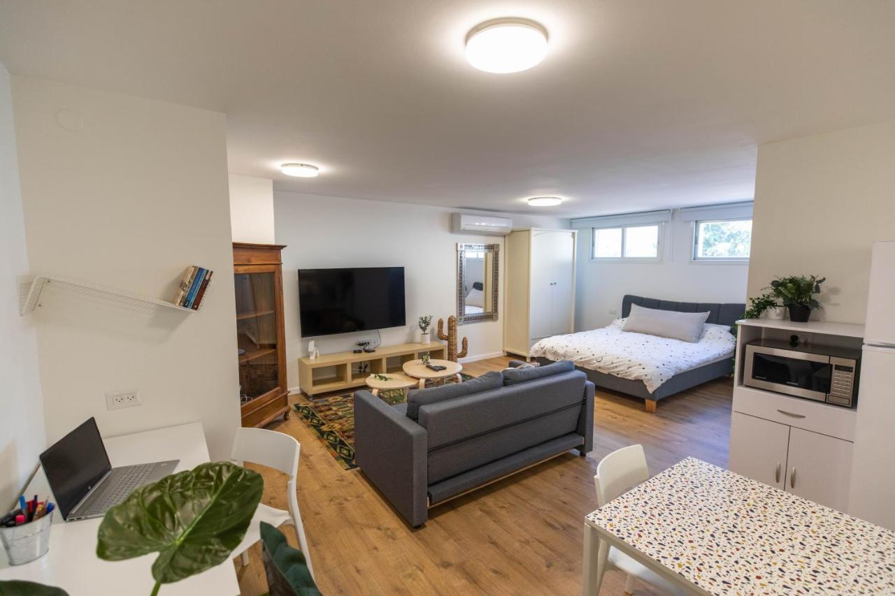 Sheba-Shik Apartment, Tel Hashomer שיבא-שיק, תל השומר,דירת סטודיו מקסימה! رامات جان المظهر الخارجي الصورة